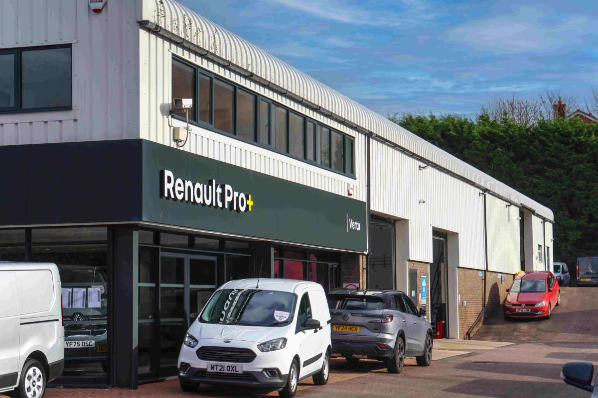 Industrial Unit in Plymouth - photo 3