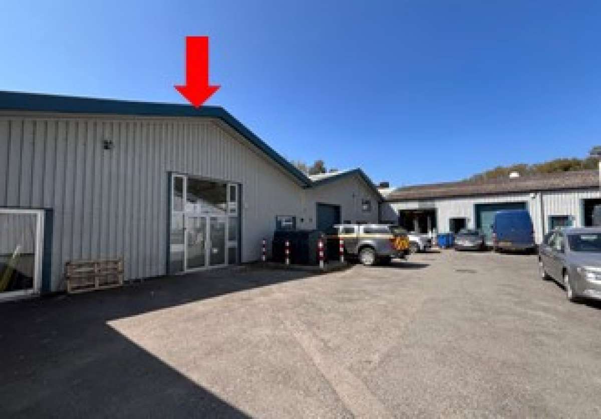 Industrial Unit in Clyst St. Mary - photo 2