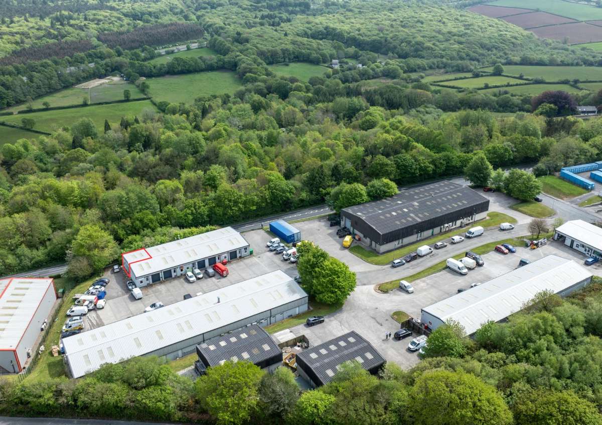 Industrial Unit in Bodmin - photo 2
