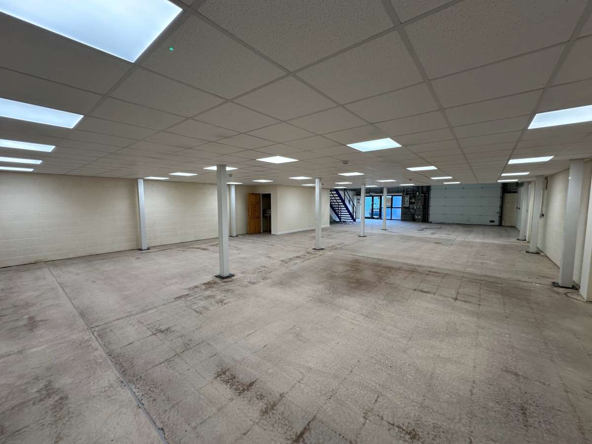 Industrial Unit in Exeter - photo 4