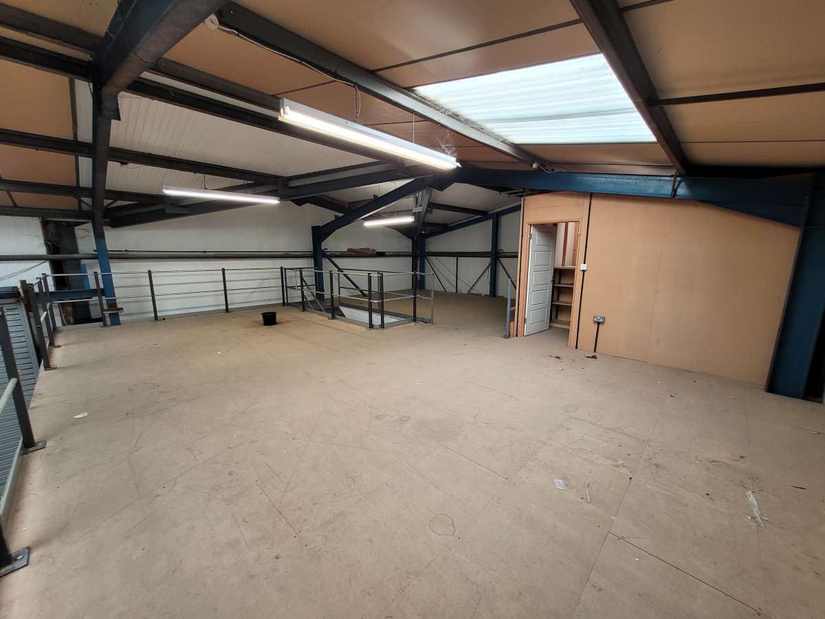 Industrial Unit in Kimbolton - photo 4