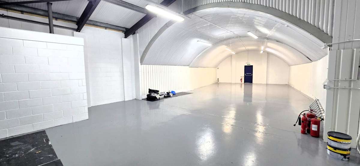 Industrial Unit in London