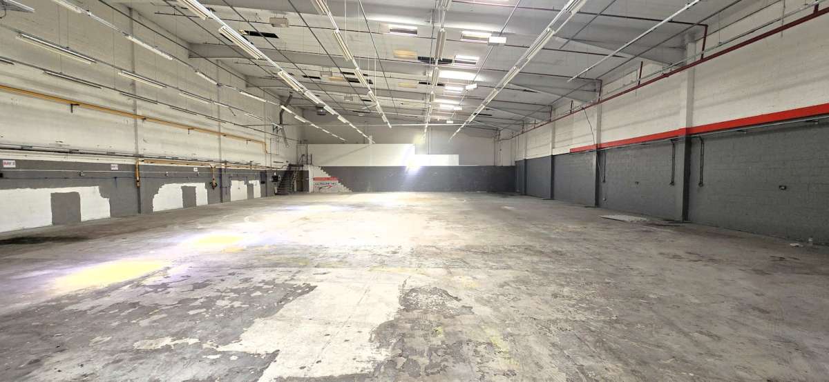 Industrial Unit in London - photo 4