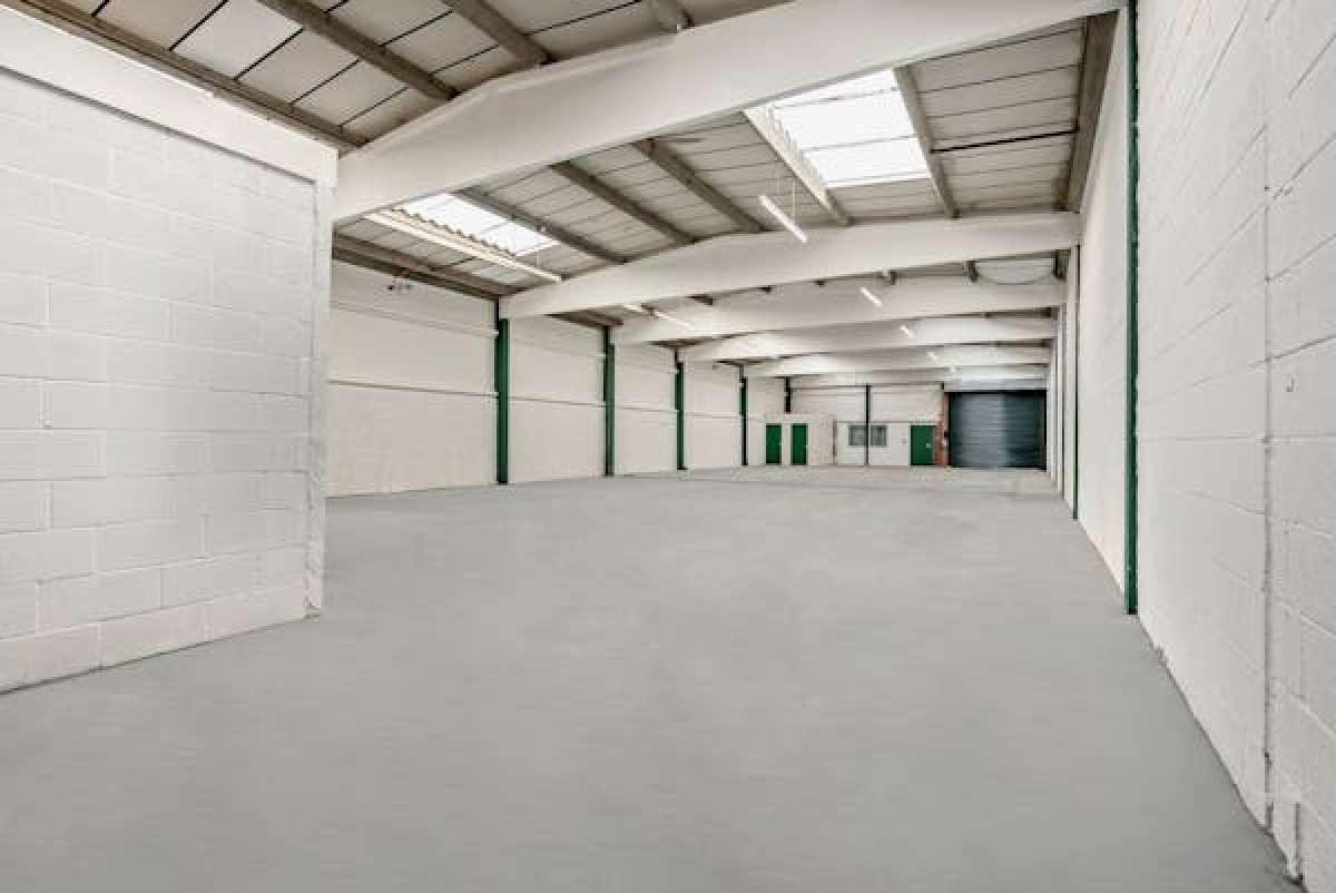 Industrial Unit in Cradley Heath - photo 2
