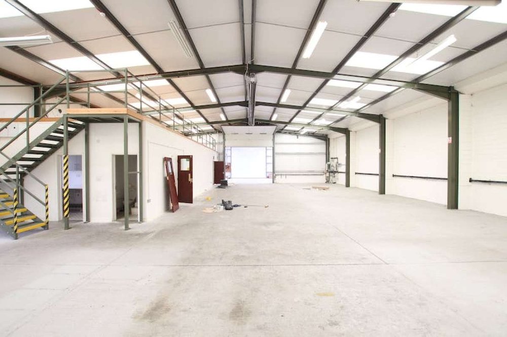 Industrial Unit in Farnham - photo 4