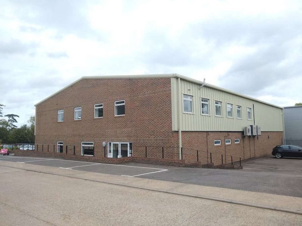 Industrial Unit in Slinfold - photo 2