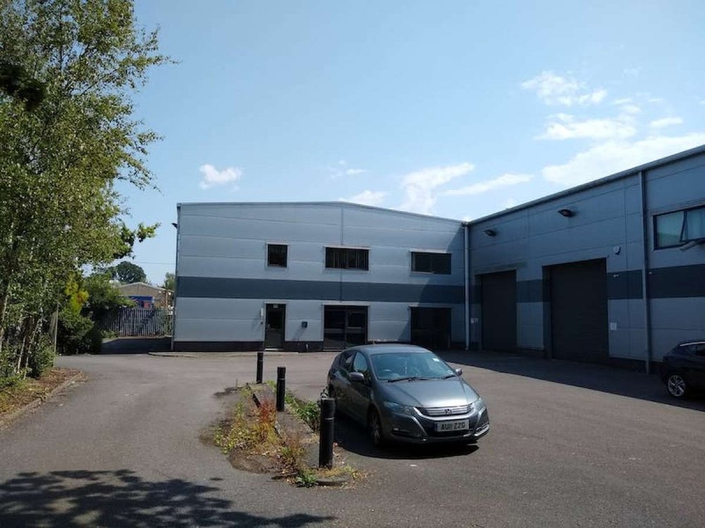 Industrial Unit in Crawley - photo 4