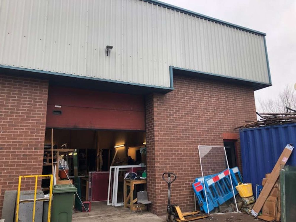 Industrial Unit in Sunbury-on-Thames - photo 4