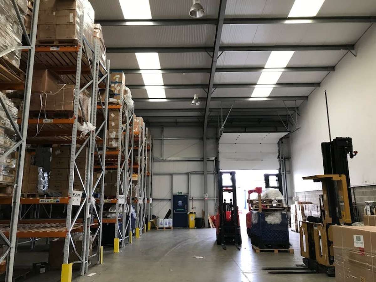 Industrial Unit in Portsmouth - photo 4