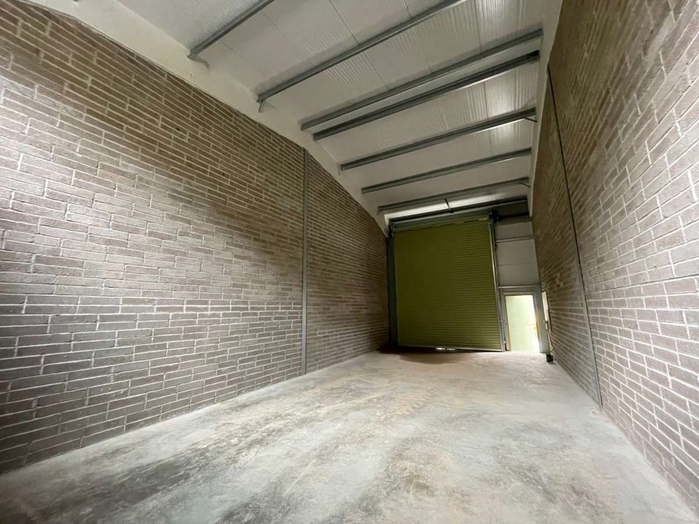 Industrial Unit in South Brent - photo 4