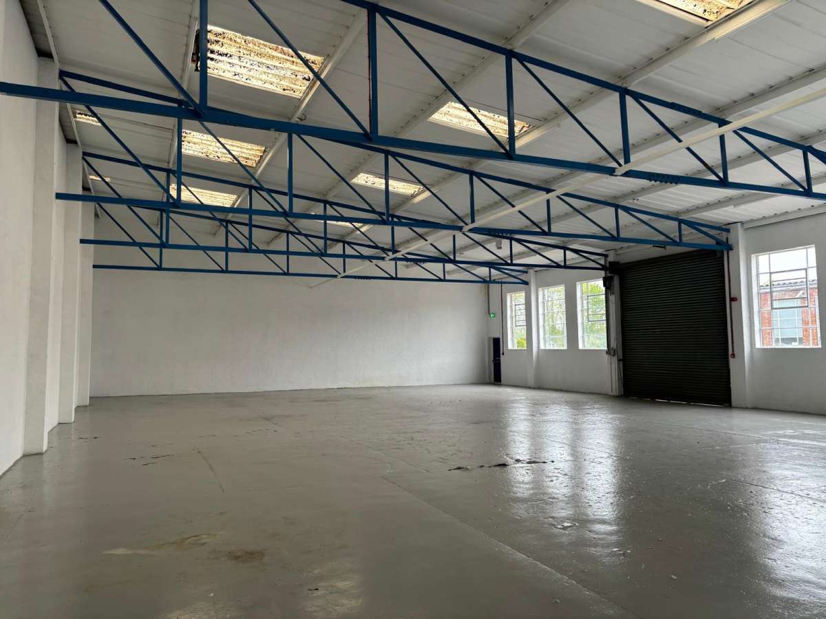 Industrial Unit in Hitchin - photo 2