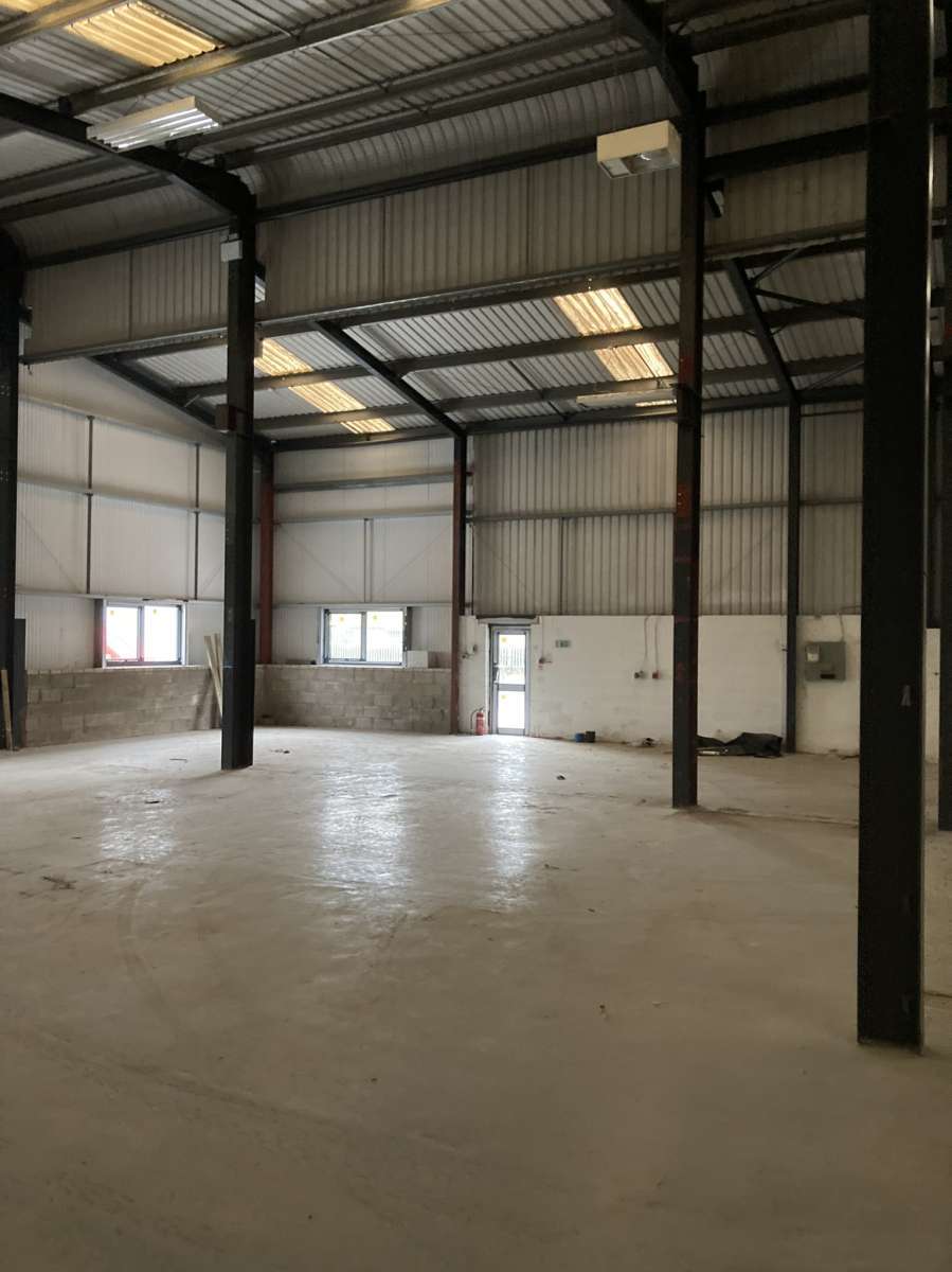 Industrial Unit in Leigh - photo 3