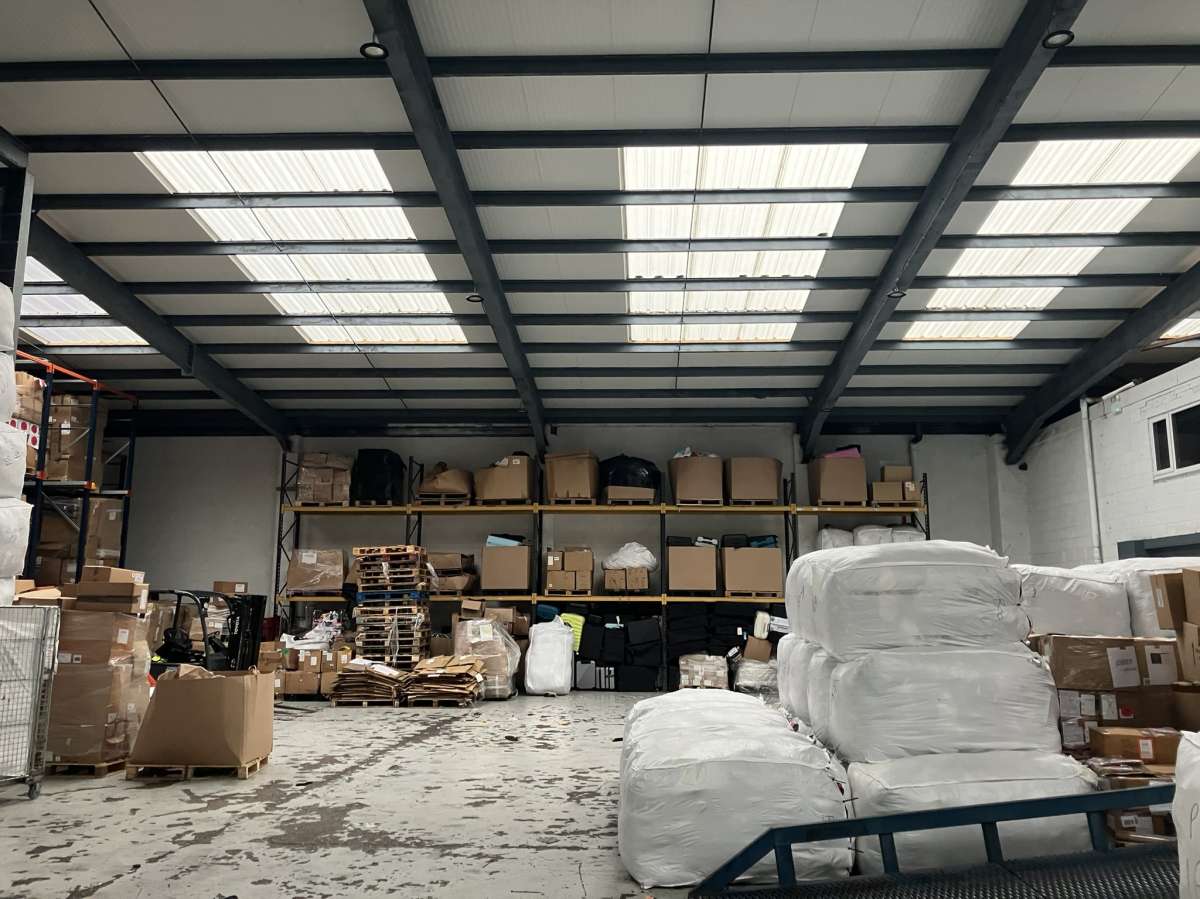 Industrial Unit in Liverpool - photo 2