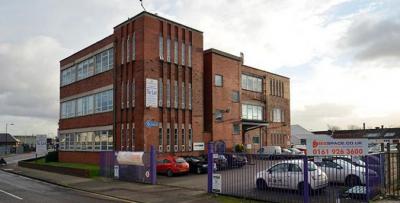 Industrial Unit in Altrincham - photo 3