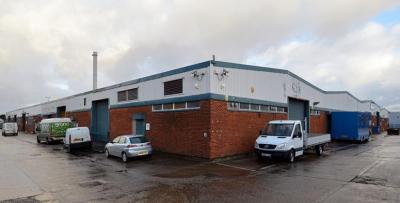 Industrial Unit in Manchester - photo 2