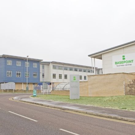 Retail/Shop in Swindon - photo 3