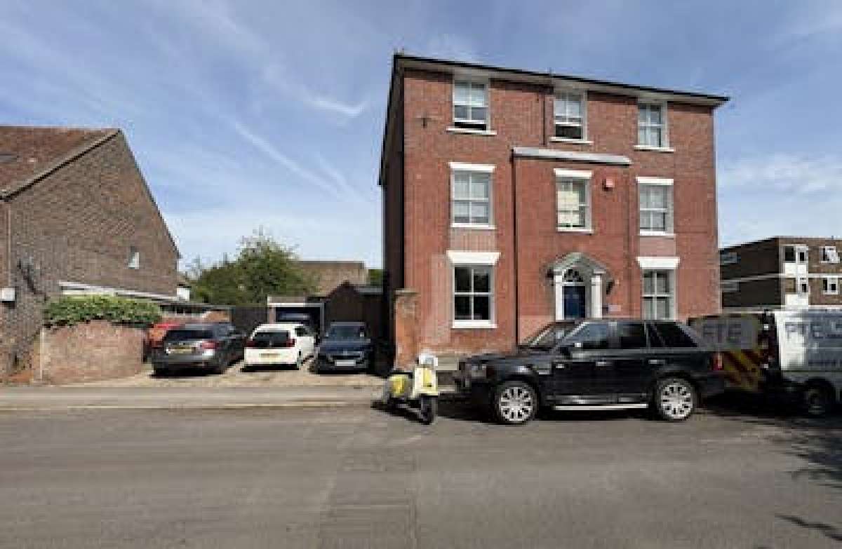 Investment in Havant