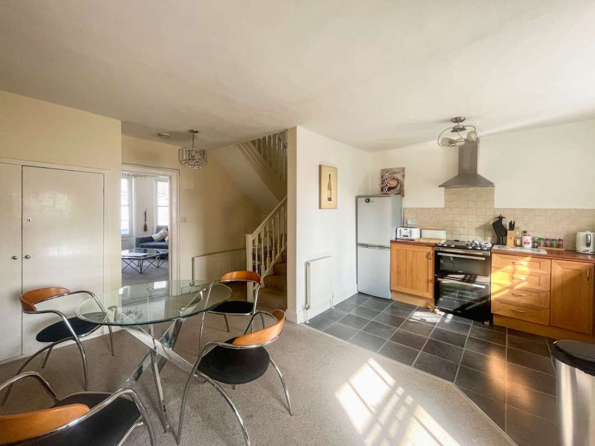 Investment in Blandford Forum - photo 4