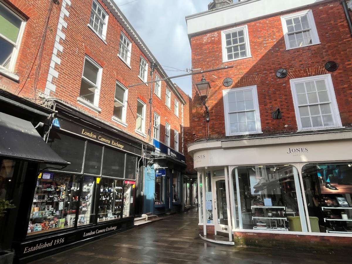 Investment in Winchester - photo 2