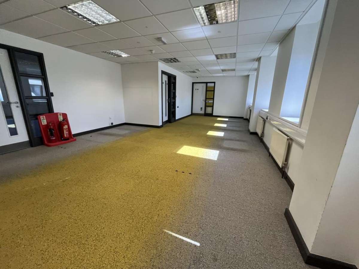 Investment in Ipswich - photo 3