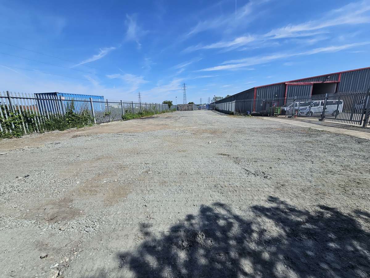 Land in Sheerness