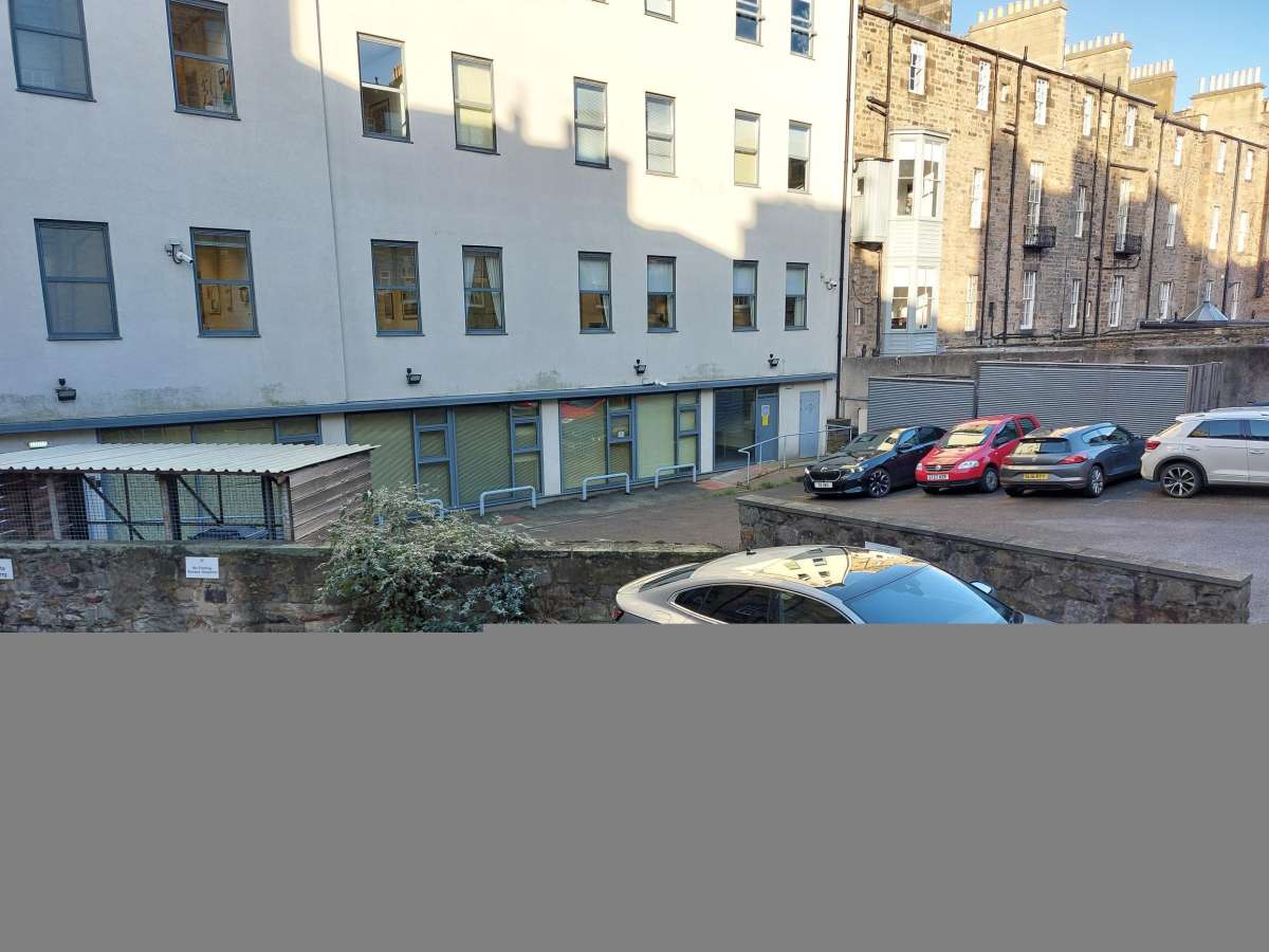 Land in Edinburgh - photo 3