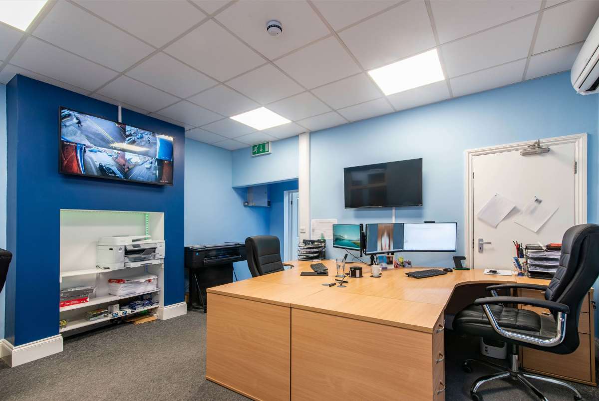 Office in Nottingham - photo 4