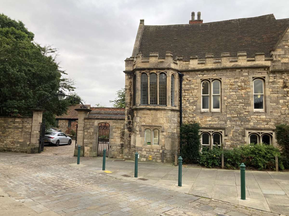 Office in Lincoln - photo 2