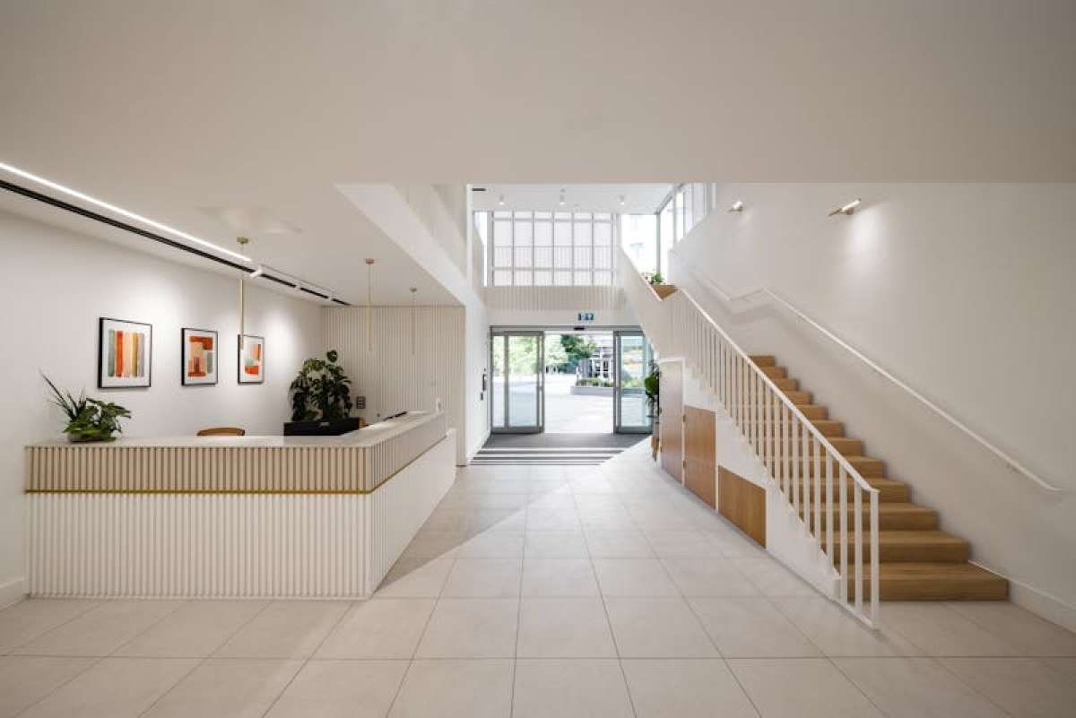 Office in Southampton - photo 3