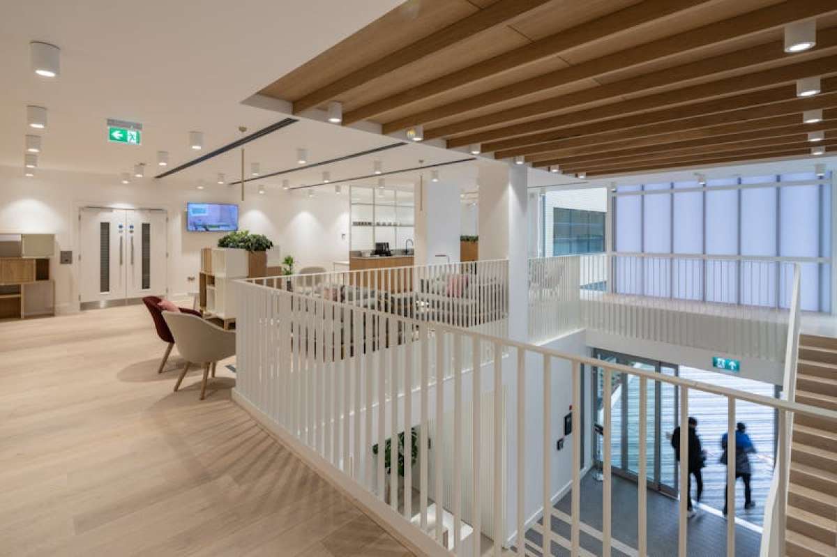 Office in Southampton - photo 4