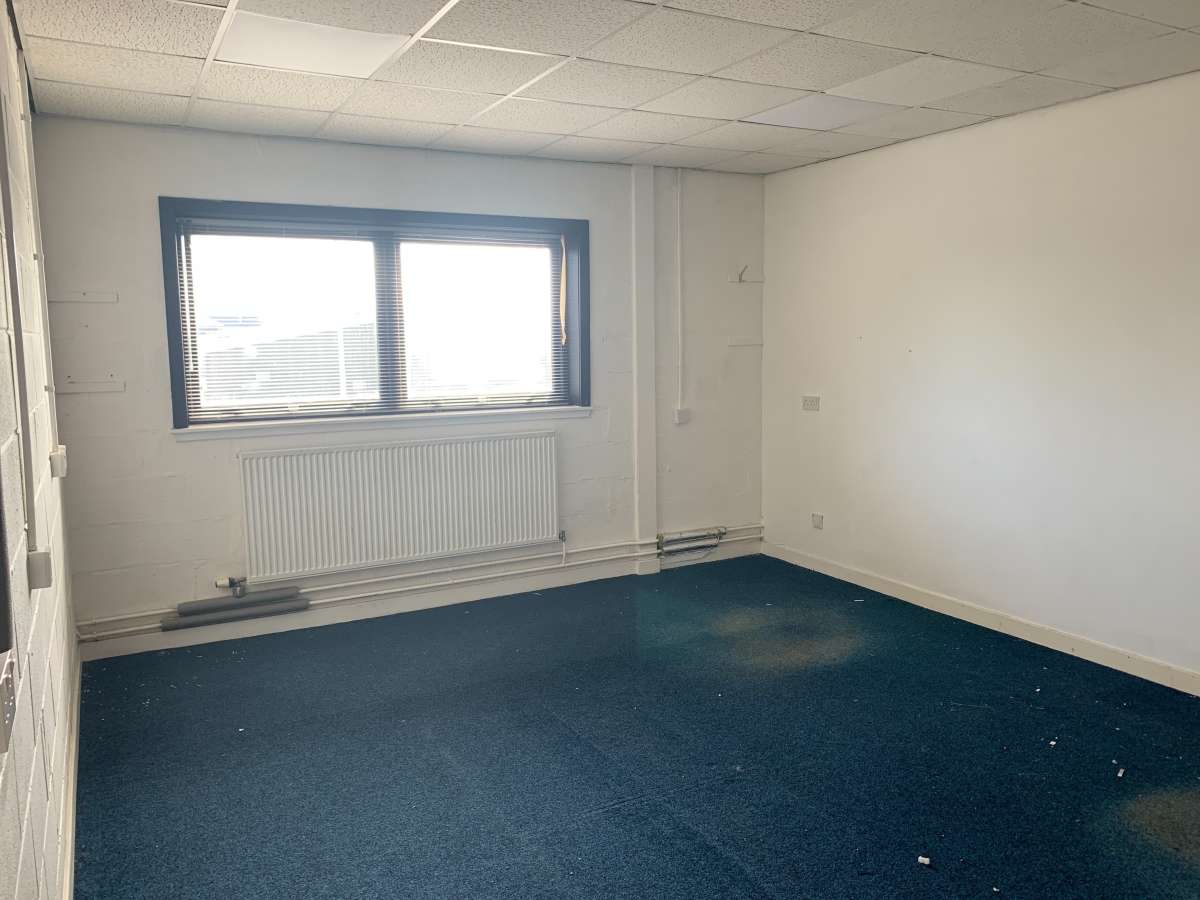 Office in Dundee - photo 4