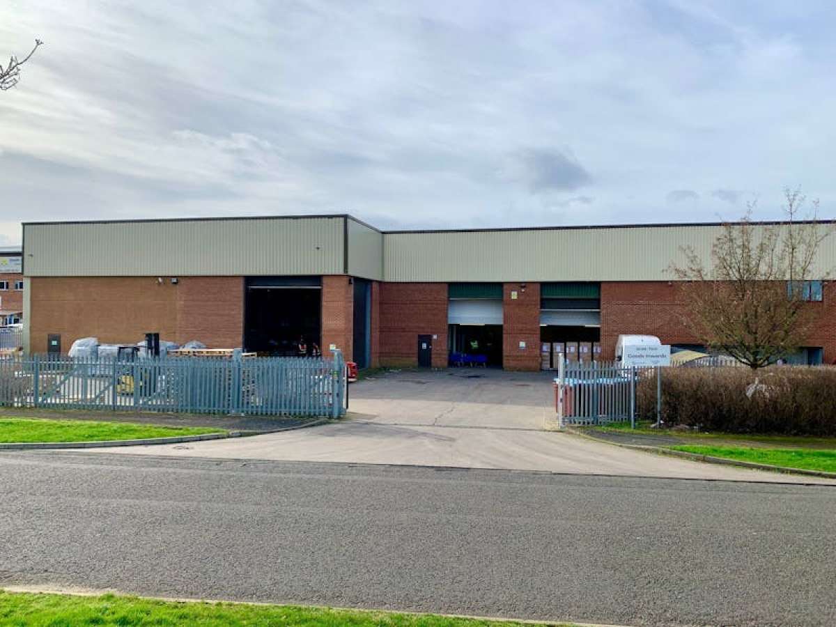 Office in Northampton - photo 4