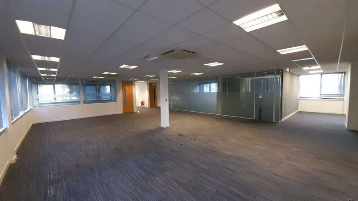 Office in Andover - photo 2