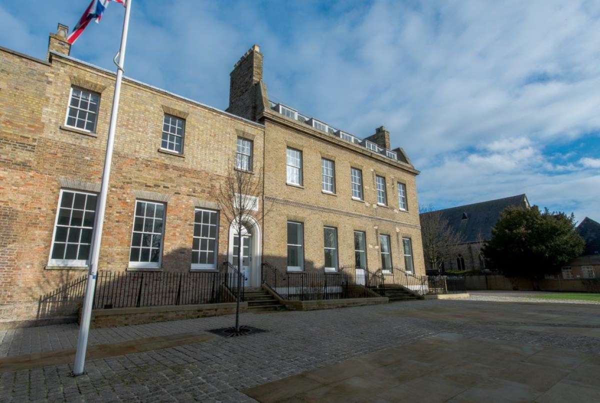 Office in Huntingdon - photo 3