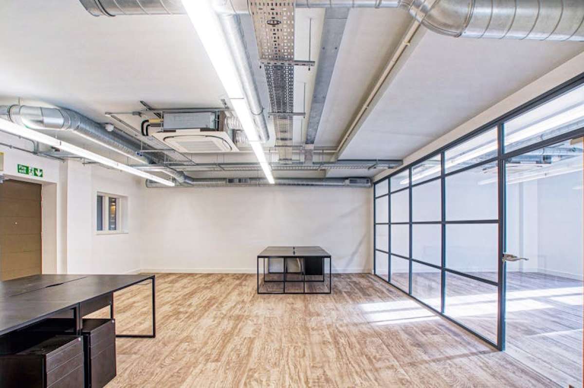 Office in London - photo 2