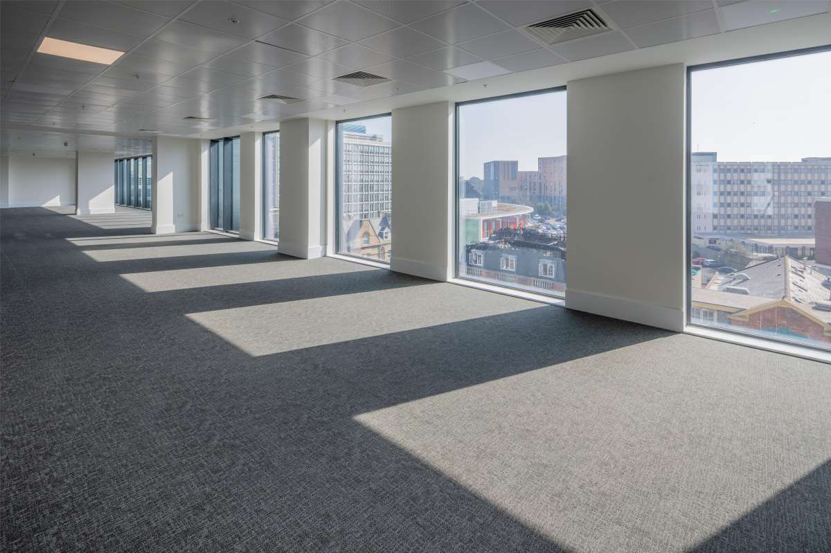 Office in Bournemouth - photo 4