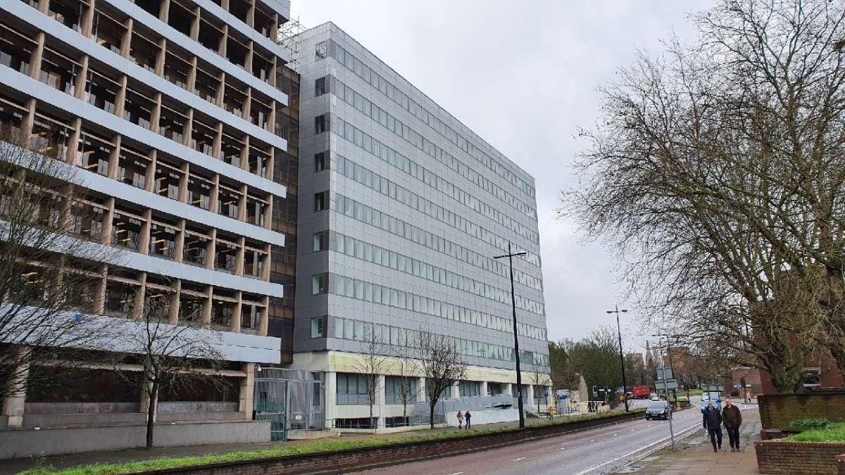 Office in Cambridge - photo 4