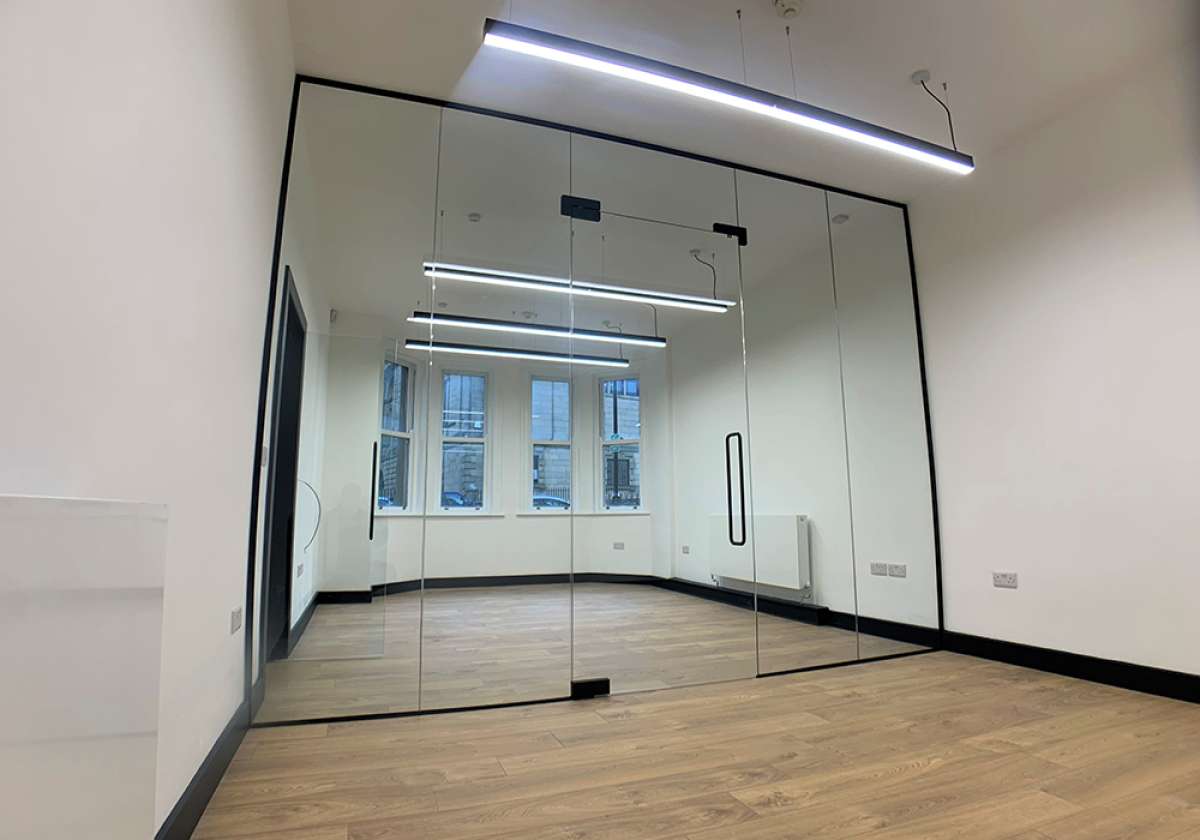 Office in Halifax - photo 3