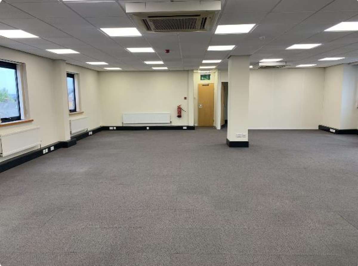 Office in Wakefield - photo 2