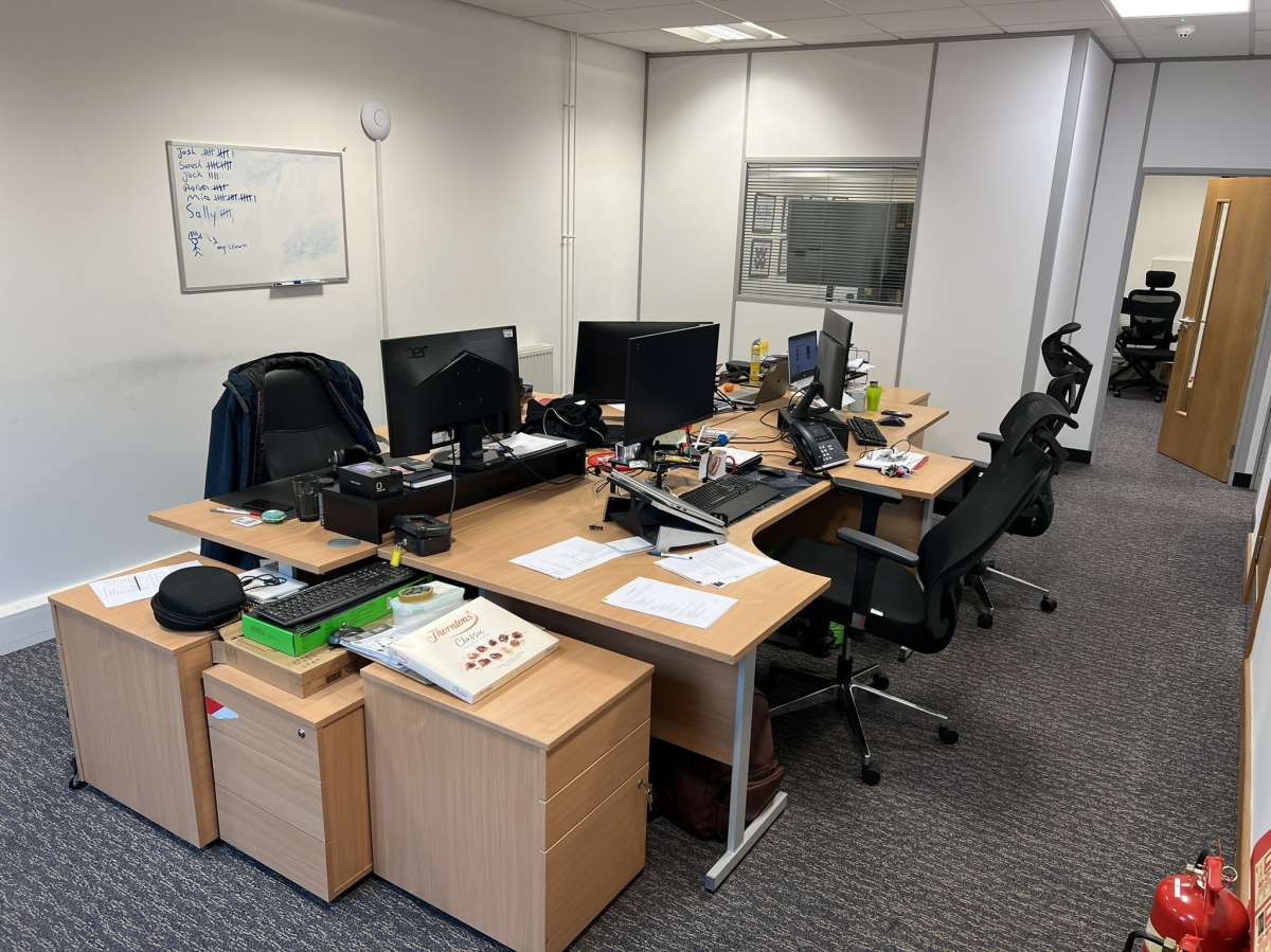 Office in Leeds - photo 3