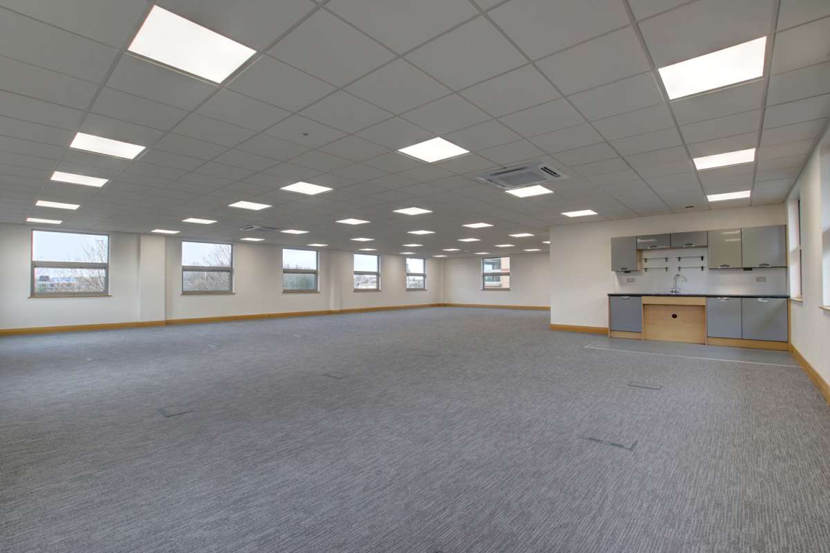 Office in Leeds - photo 4