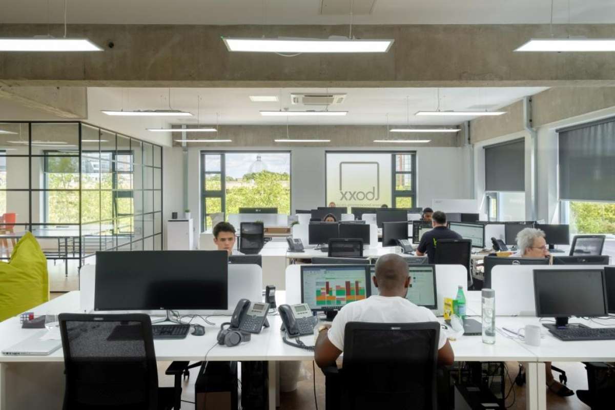 Office in Milton Keynes - photo 3