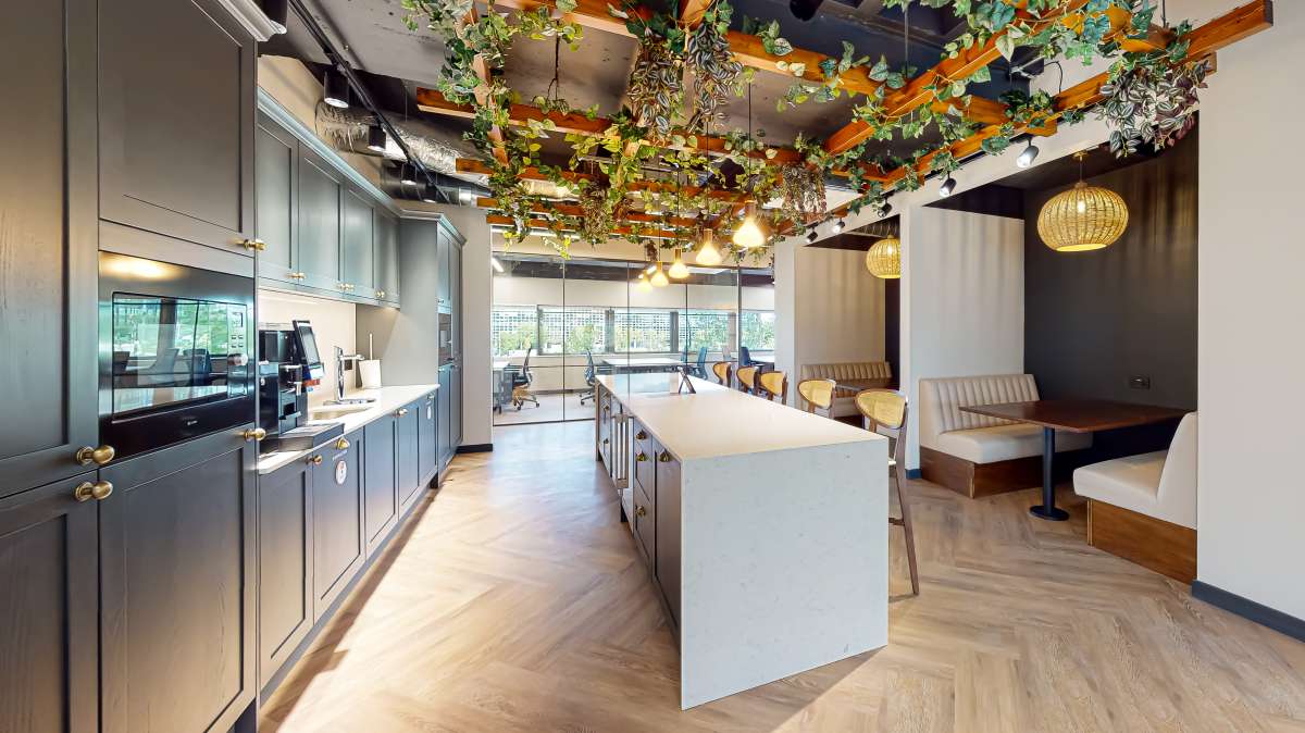 Office in Milton Keynes - photo 3