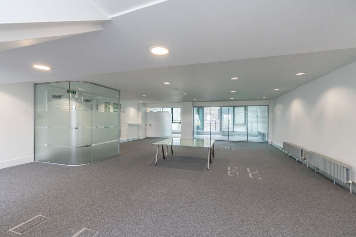 Office in Edinburgh - photo 4