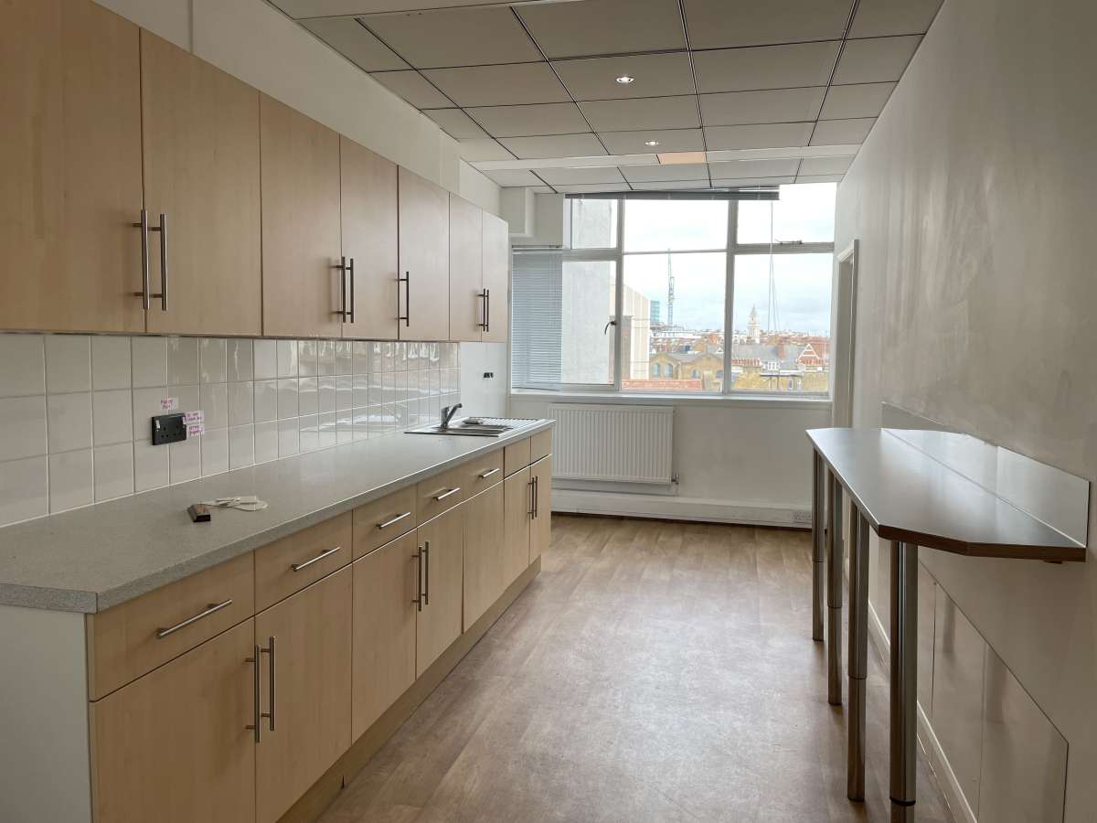 Office in London - photo 4