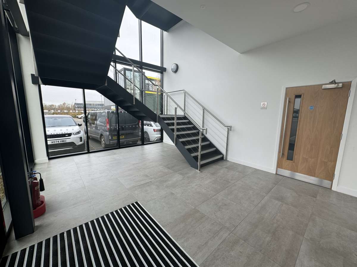 Office in Peterborough - photo 4