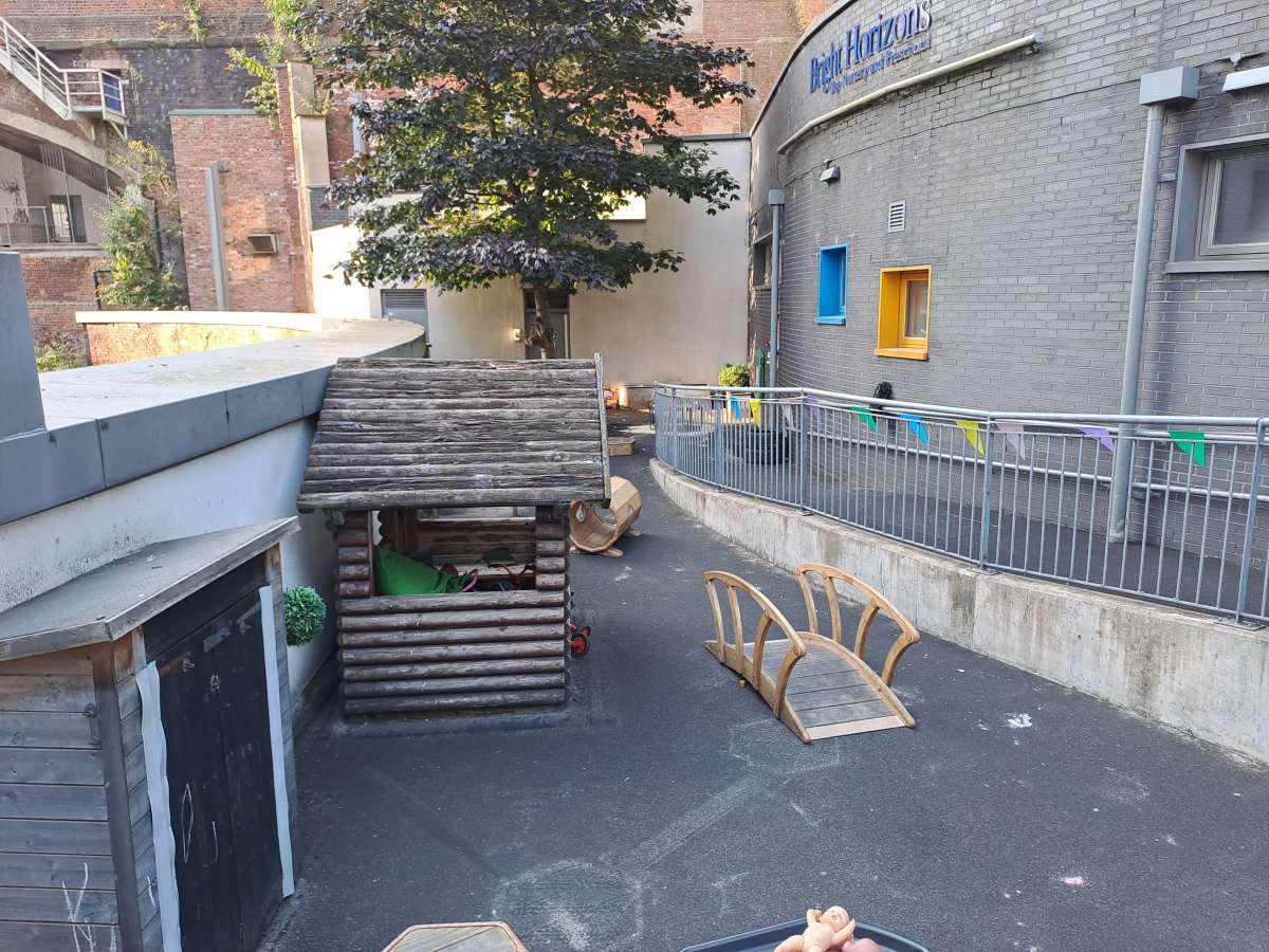 Office in Manchester - photo 2