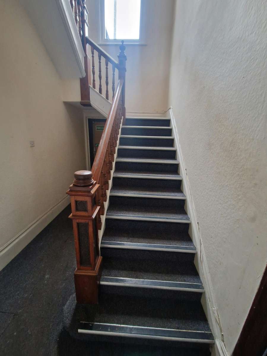 Office in Waterlooville - photo 4