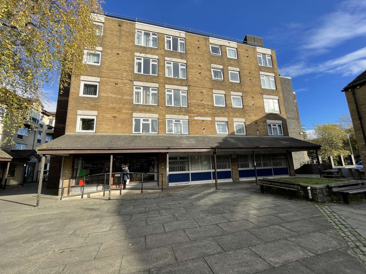 Office in Elland - photo 2