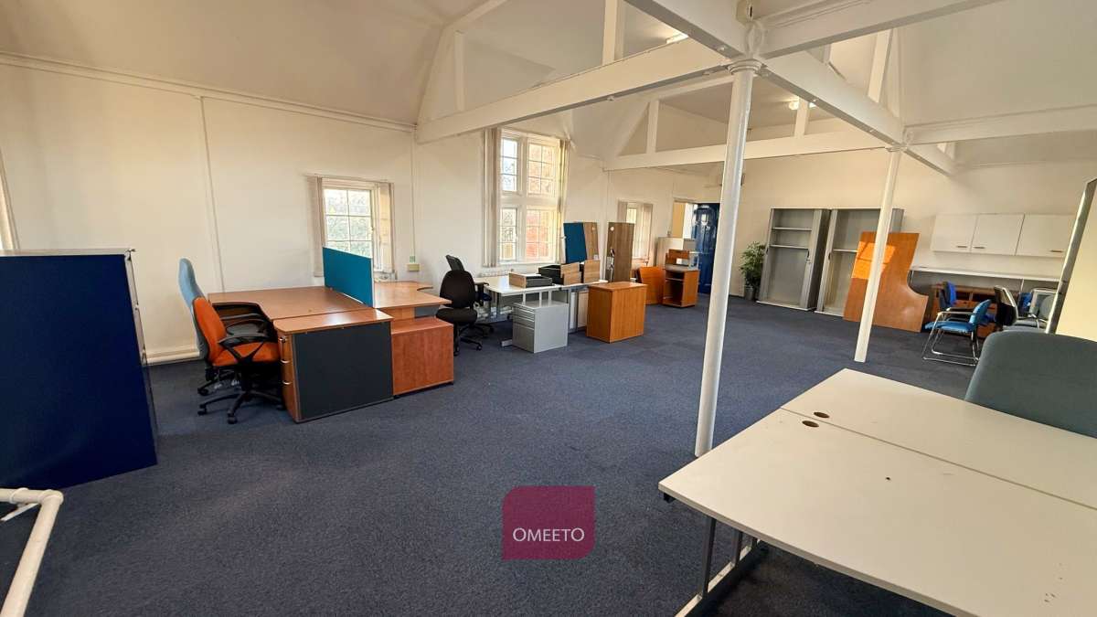 Office in Derby - photo 2